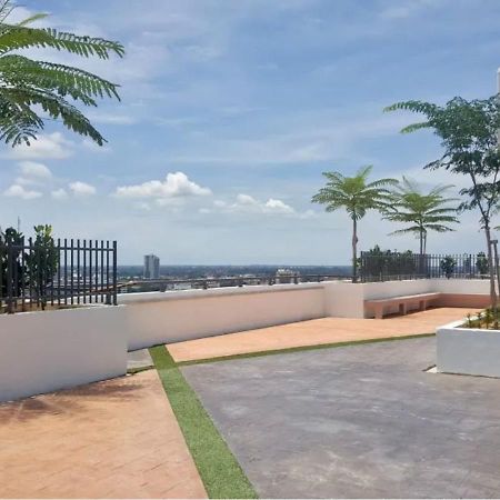 Riverview 8Pax 2Br In Kbtown Netflix, Wi-Fi B-3A-5 Kota Bharu Buitenkant foto