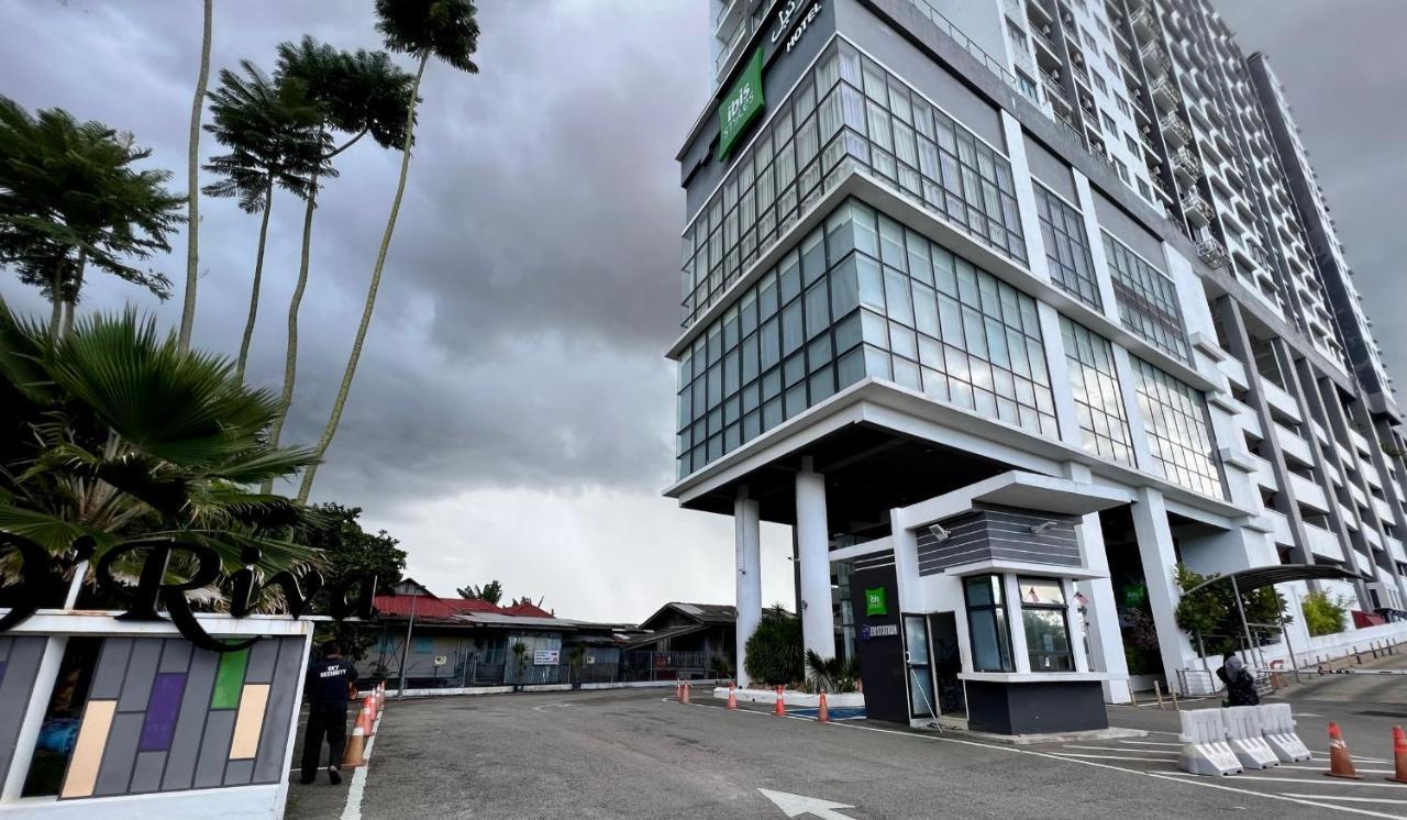 Riverview 8Pax 2Br In Kbtown Netflix, Wi-Fi B-3A-5 Kota Bharu Buitenkant foto